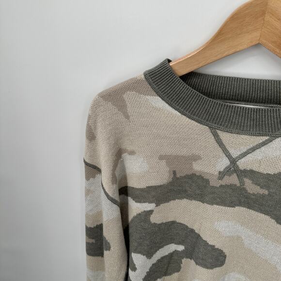 JOHN & JENN Evereve Dominic Camo Pullover // XS - Picture 5 of 9